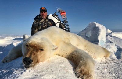 Fred Sweisthal - Quality Hunts with Polar Bear
