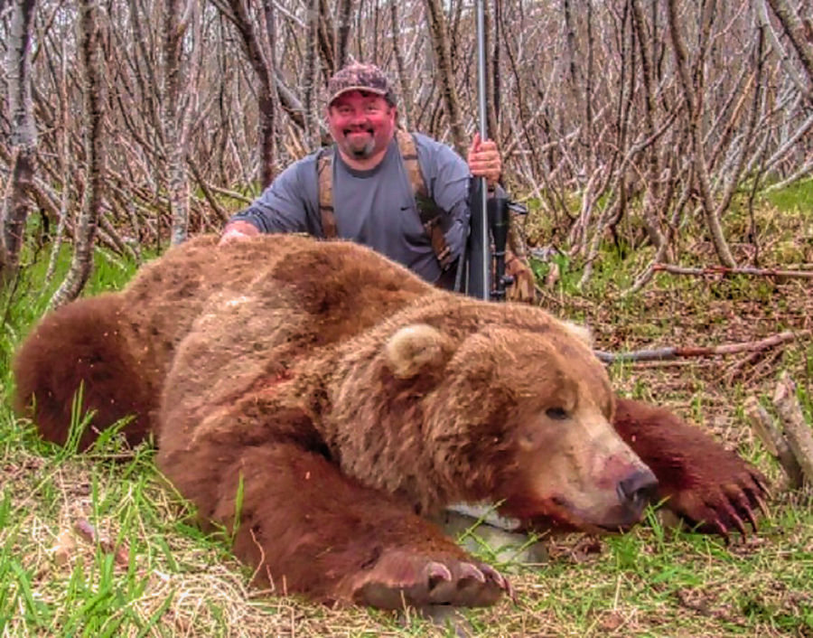 Alaskan Brown Bear by the Peninsula - Hunt 2327