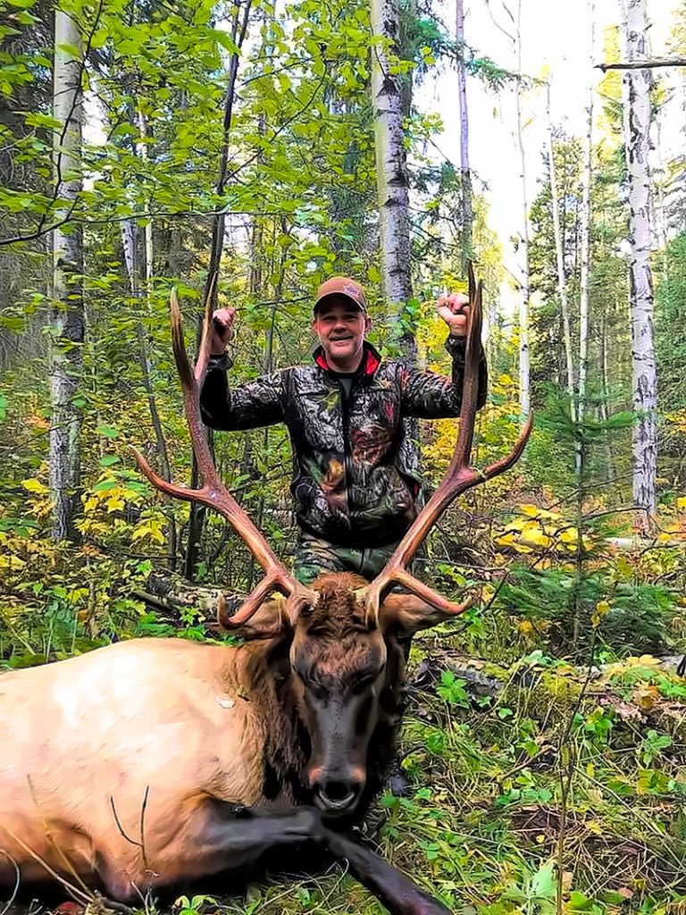 Elk trophy - Canadian Elk Hunt - 2406