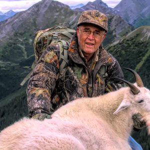 Mountain Goats with beautiful scenery - Hunt 2415