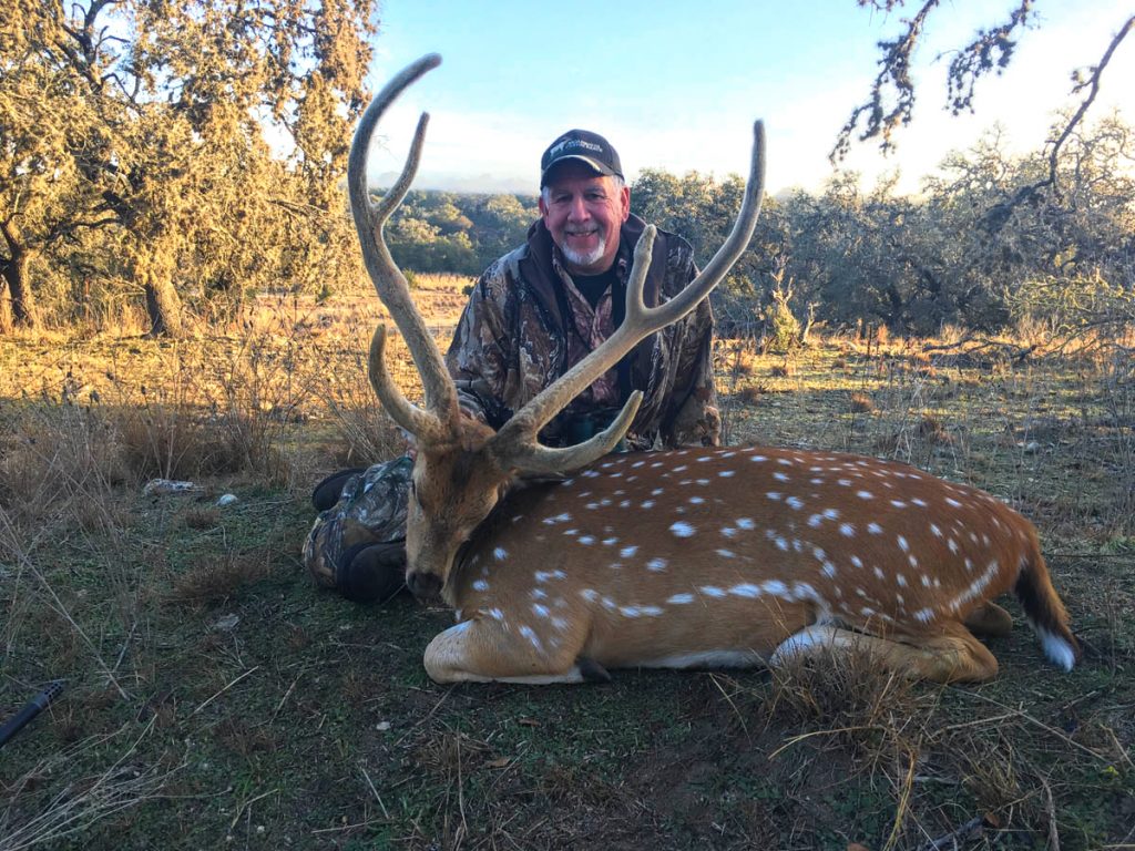 Hunt 3021 - Axis Deer Trophy and hunter - 3