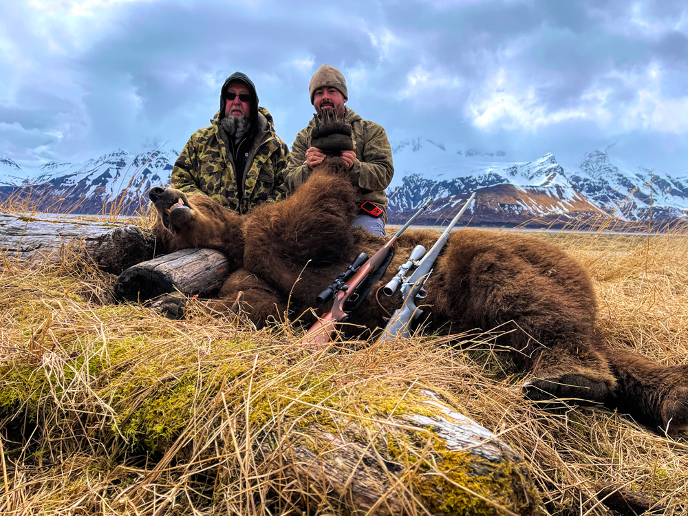 Hunt #2327 - Hunt Brown Bear on the Alaska Peninsula
