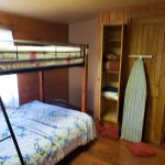 Hunt 3475 - Bedroom and bunk bed